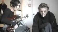 Placebo, Brian Molko: "l'indimenticabile pomeriggio nel backstage con David Bowie". Guarda il video