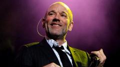 REM: Michael Stipe ha pubblicato sui social la sua prima canzone solista di sempre. Ascoltala qui