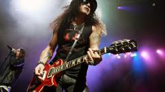 Slash vuole registrare una versione di "Rocket Man" di Elton John 
