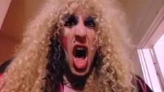 Dee Snider approva che il popolo ucraino usi 'We're Not Gonna Take It' come inno contro l'invasione russa