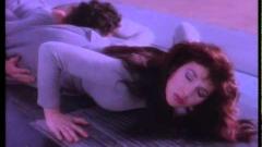 Kate Bush - Running Up That Hill 