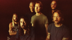 I Foo Fighters annunciano un concerto in diretta streaming da Los Angeles per beneficenza . Tutte le info