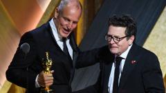 Michael J. Fox, Oscar alla carriera a Marty McFly di Ritorno al Futuro: "Mi state facendo venire i brividi". Il commovente video