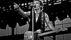 Bruce Springsteen: guarda le foto dello storico concerto a Berlino Est del 19 luglio 1988