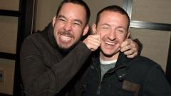 Linkin Park, Mike Shinoda racconta di quando la casa discografica voleva tagliarlo fuori dalla band: "Fu Chester a salvarmi"