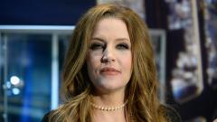 Lisa Marie Presley, l'omaggio del mondo del rock e del cinema per la morte della figlia di Elvis