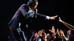 Nick Cave & The Bad Seeds, le foto più belle e la scaletta del concerto a Parigi