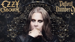 Ozzy Osbourne, un gonfiabile gigante è stato installato davanti all'ingresso del Comic-Con di San Diego. Guarda le foto