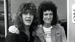 Queen, Brian May: “Amo il modo di suonare di Eddie Van Halen e lo amerò per sempre”