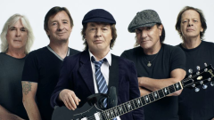 Regolamento:  AC/DC - POWER UP