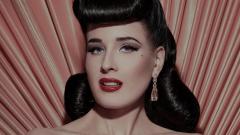 Dita Von Teese dal vivo: partecipa all'estrazione finale dei biglietti per lo show del 9 maggio a Milano