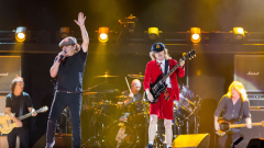 Chris Slade: “vi racconto il lato negativo di far parte degli AC/DC”