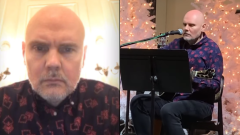 È morto il papà di Billy Corgan: il leader degli Smashing Pumpkins gli dedica un piccolo live per Natale. Guarda i video