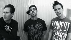 Blink-182: come si pronuncia davvero il nome della band? Mark Hoppus e Tom DeLonge lo svelano in rete