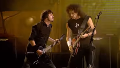 Foo Fighters, riguarda il concerto integrale di Hyde Park 2006 in streaming per i fan in quarantena