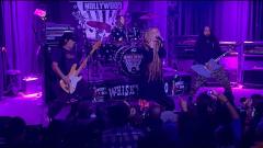 Metallica, Robert Trujillo suona con la moglie e la figlia durante una jam session a Los Angeles. Guarda il video