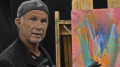 Red Hot Chili Peppers, l'arte nascosta di Chad Smith! Guarda la gallery e il video con i suoi dipinti creati a ritmo di musica