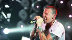 Chester Bennington, la storia mai raccontata della sua adolescenza. Il padre: "non riesco più ad ascoltare le sue canzoni"