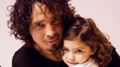 Chris Cornell, due video casalinghi inediti per i 17 anni della figlia Toni. Guardali qui