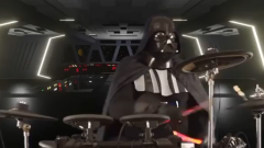 Darth Vader batterista degli Offspring: "Self Esteem live from the dark side". Guarda il video condiviso dalla band