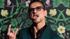 Dave Gahan spiega perché ha reinterpretato Nothing Else Matters dei Metallica: "credo esista un lato oscuro in tutte le band"