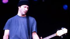 La storia di quando Keanu Reeves salvò la sua band dai fischi… grazie ad una cover dei Grateful Dead