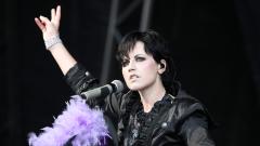 The Cranberries, la storia di quel concerto gratuito finito in rissa: "Non pensavamo di essere così famosi"