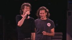 Quella volta che Eddie Vedder cantò a sorpresa Wild Horses con i Rolling Stones: "fu la versione più emozionante di sempre"
