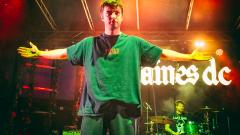 Fontaines D.C.. guarda le foto più belle e la scaletta del concerto a Bologna