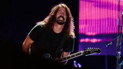 Foo Fighters, Dave Grohl: “Tutte le grandi band hanno iniziato con un furgone!”. Le anticipazioni del documentario