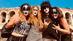 Facce da KISS: guarda le foto del pubblico all'Arena di Verona