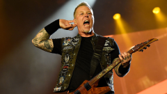 Metallica, James Hetfield: "abbiamo scritto più di 10 nuove canzoni durante il lockdown". Ecco come