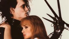 Johnny Depp, va all'asta il guanto di Edward Mani Di Forbice di Tim Burton. L'attore: "Andavo a dormire con quei guanti"