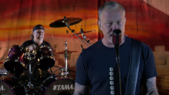 I Metallica festeggiano i 35 anni di Master Of Puppets suonando dal vivo Battery. Guarda il video