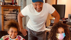 Tom Morello e suo figlio di 9 anni hanno registrato una nuova canzone con Nandi Bushell. Guarda il video