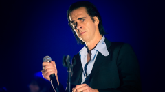 Nick Cave condivide utili consigli ai fan che vogliono farsi per la prima volta un tatuaggio