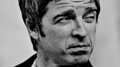 Noel Gallagher, 53 anni,  vorrebbe iscriversi per la prima volta a scuola guida