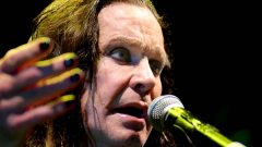 Ozzy Osbourne: "Ho paura, se non mi fanno quel vaccino rischio di non sopravvivere"