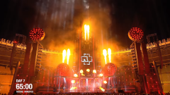 Rammstein: la costruzione del mastodontico palco per il tour europeo! Guarda il video in time lapse