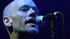 I R.E.M. pubblicano in versione integrale il concerto di Glastonbury '99. Guardalo qui