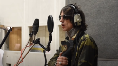 Richard Ashcroft è tornato con un nuovo singolo, la sua versione di Bring On The Lucie di John Lennon! Ascoltalo qui