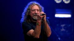Il giorno in cui Robert Plant disse no alla droga: "La mia personalità era cambiata. Dissi basta e smisi da un giorno all'altro"