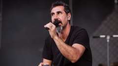 System Of A Down: il primo concerto dopo la pandemia. Guarda i video con il debutto live di Protect The Land e Genocidal Humanoidz