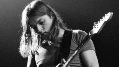 Pink Floyd, l'incredibile traccia di chitarra di David Gilmour in Another brick In The Wall Pt. 2. Scopri la storia del brano