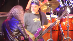 Metallica, Kirk Hammett e Robert Trujillo a sorpresa con l'orchestra jazz di Kamasi Washington per una cover di My Friend of Misery