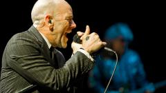 R.E.M., Michael Stipe annuncia il primo singolo da solista: si intitola Your Capricious Soul e uscirà il 5 ottobre
