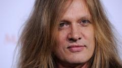 Sebastian Bach non farà mai più headbanging. Ecco il perché