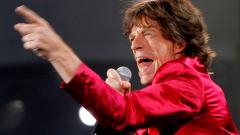 Mick Jagger ha messo all'asta una chitarra per aiutare la Croce Rossa nell'emergenza Covid-19: valore 800.000 euro