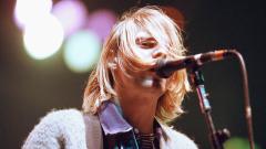Nirvana, l’ex manager rivela: “Prima di morire Kurt Cobain stava pensando di intraprendere un progetto solista”