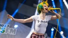Paramore in concerto a Carson, California.